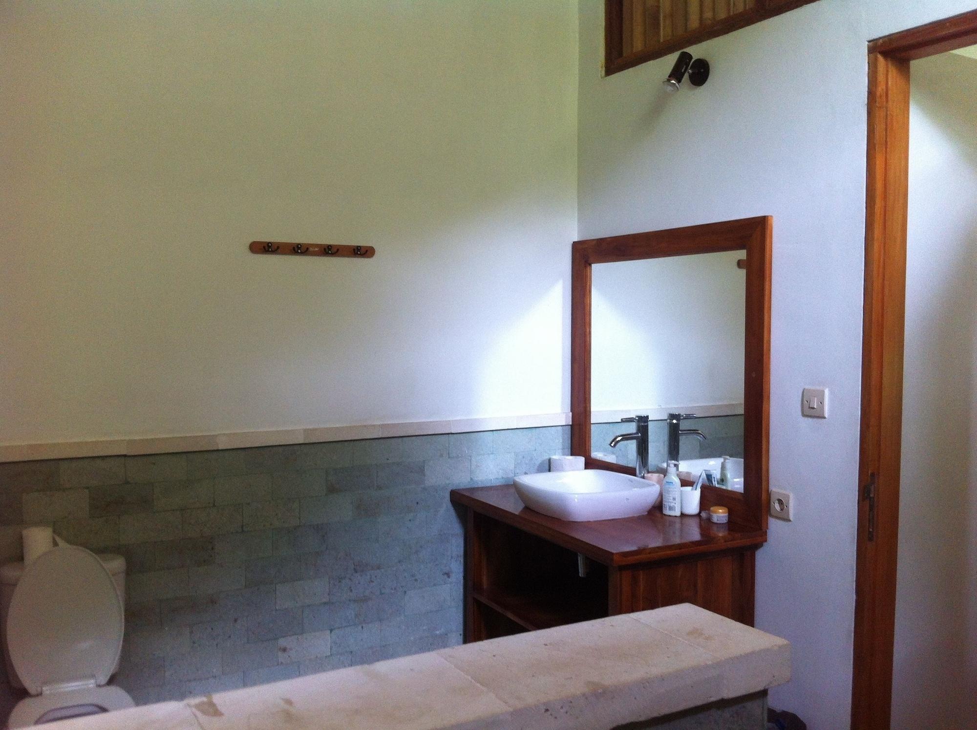 Sunia Loka Bungalows & Dive Center Pemuteran Εξωτερικό φωτογραφία