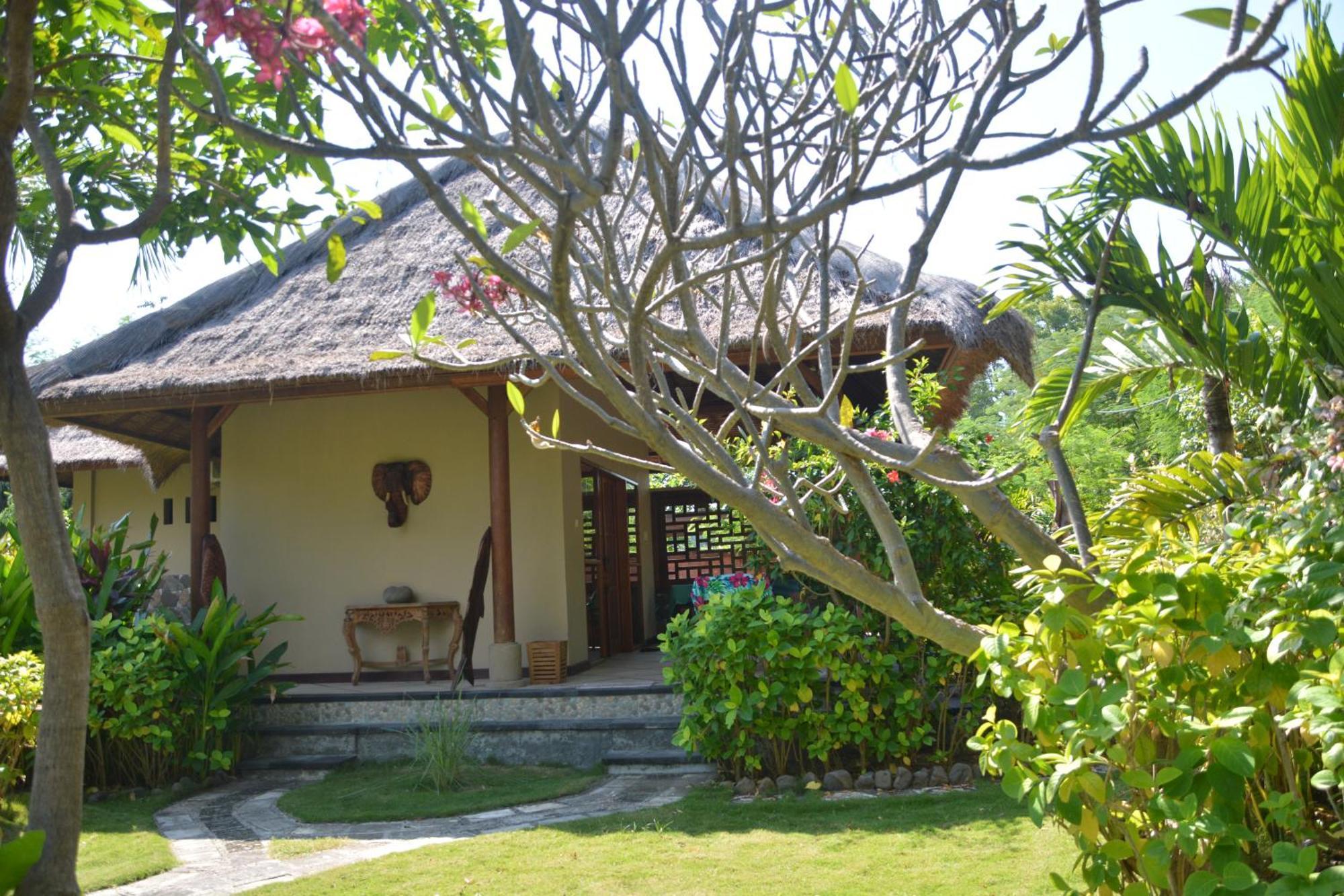 Sunia Loka Bungalows & Dive Center Pemuteran Εξωτερικό φωτογραφία